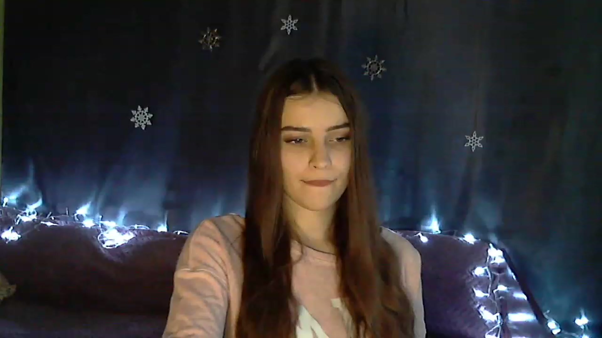 Gallery image thumbnail from CocaCola_Girl's myfreecams stream on, 12/26/2022, 11:20 image 4 of 20