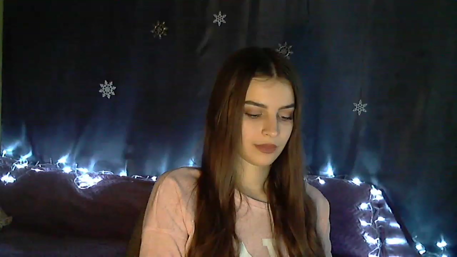 Gallery image thumbnail from CocaCola_Girl's myfreecams stream on, 12/26/2022, 11:20 image 8 of 20