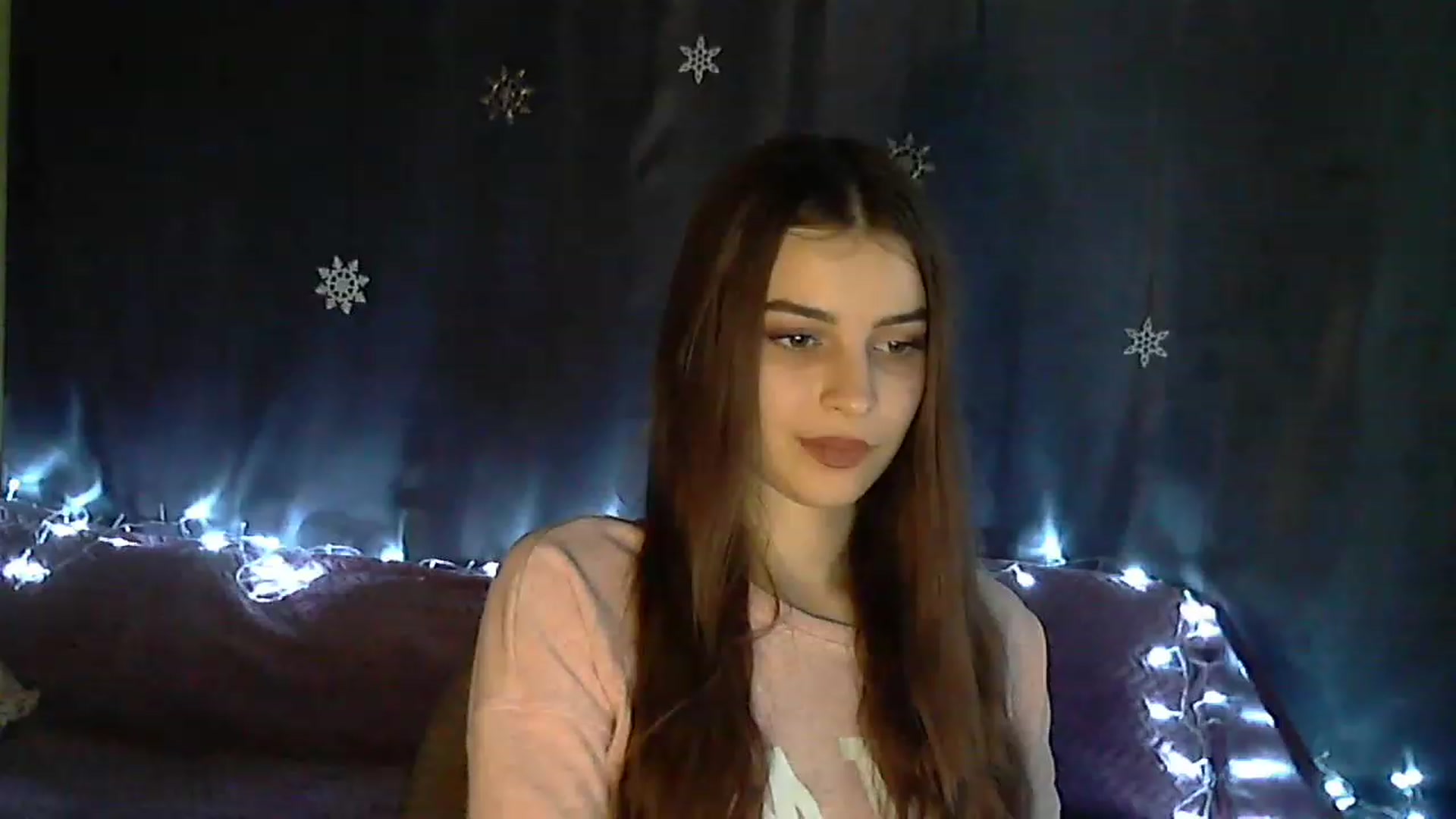 Gallery image thumbnail from CocaCola_Girl's myfreecams stream on, 12/26/2022, 11:20 image 3 of 20
