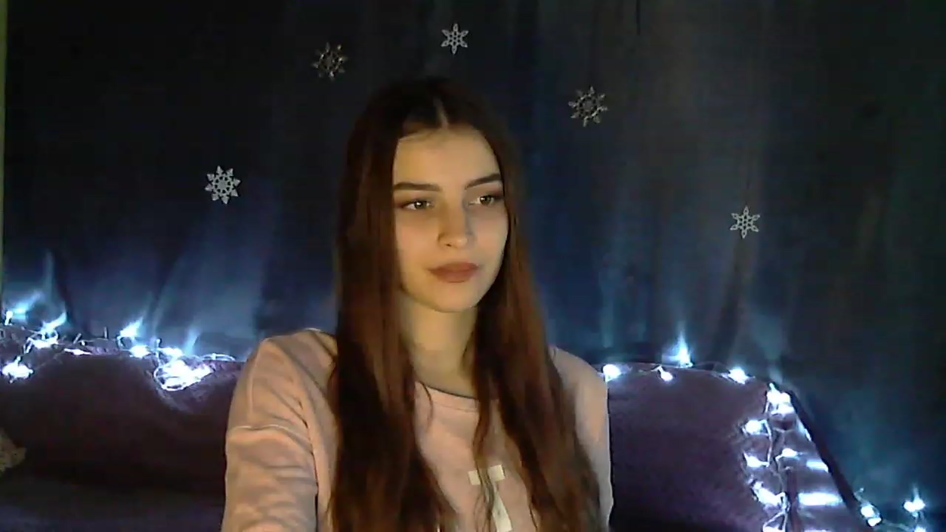 Gallery image thumbnail from CocaCola_Girl's myfreecams stream on, 12/26/2022, 11:20 image 16 of 20