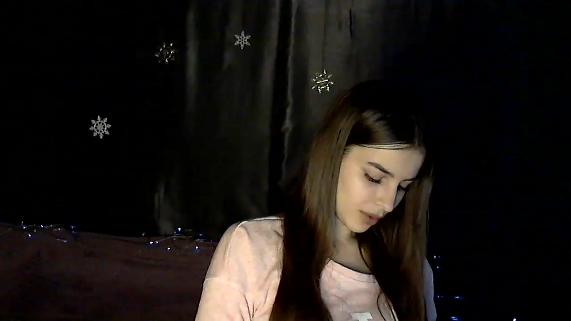 Gallery image thumbnail from CocaCola_Girl's myfreecams stream on, 12/27/2022, 13:05 image 13 of 20