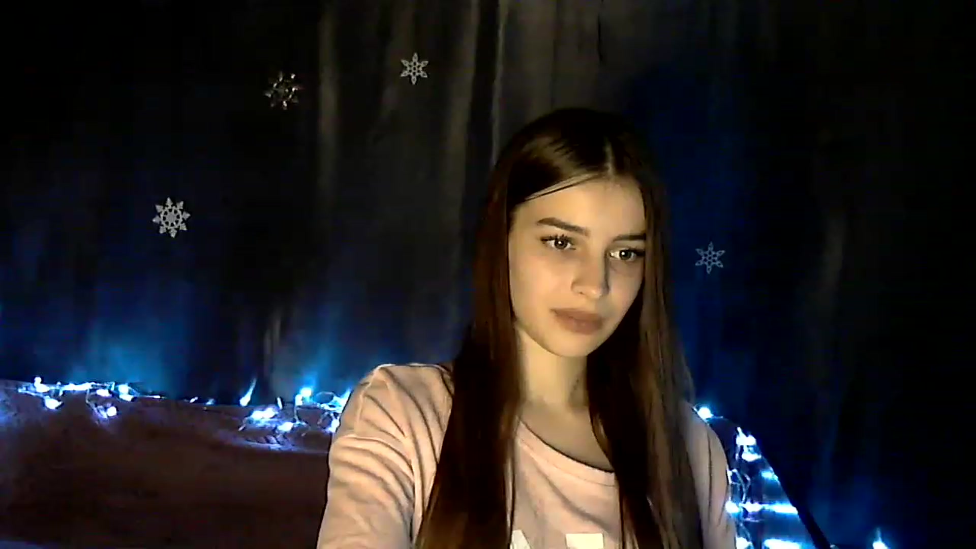 Gallery image thumbnail from CocaCola_Girl's myfreecams stream on, 12/27/2022, 13:05 image 15 of 20