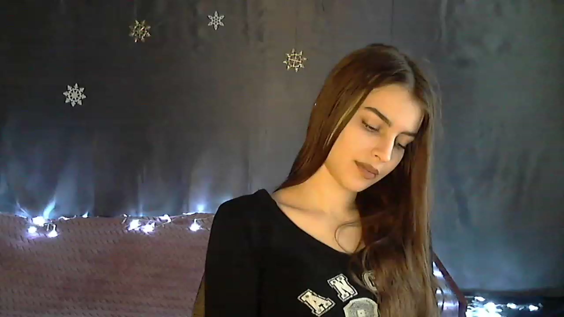 Gallery image thumbnail from CocaCola_Girl's myfreecams stream on, 01/03/2023, 08:44 image 17 of 20