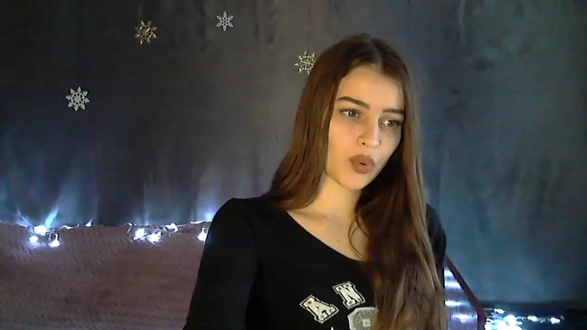 Gallery image thumbnail from CocaCola_Girl's myfreecams stream on, 01/03/2023, 08:44 image 6 of 20