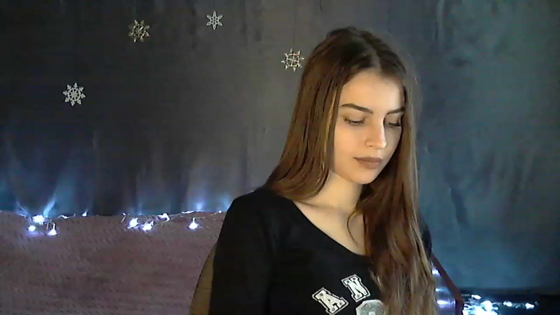 Gallery image thumbnail from CocaCola_Girl's myfreecams stream on, 01/03/2023, 08:44 image 15 of 20