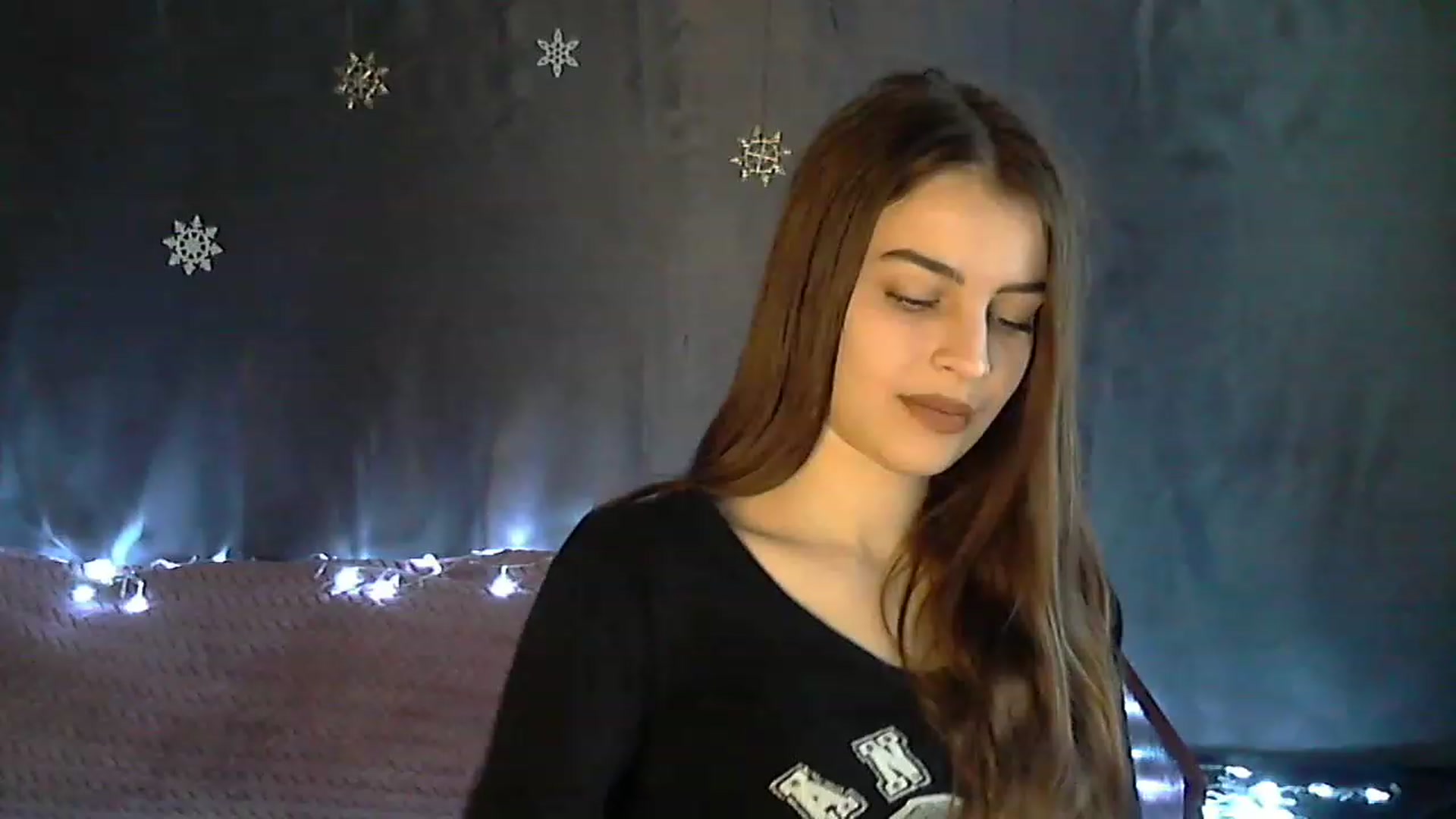 Gallery image thumbnail from CocaCola_Girl's myfreecams stream on, 01/03/2023, 08:44 image 13 of 20