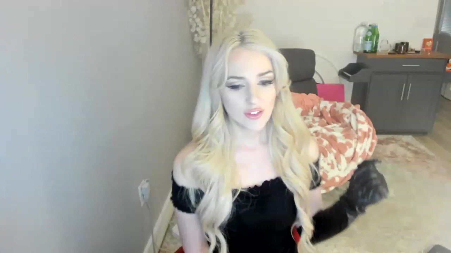 Gallery image thumbnail from CockCUMCages's myfreecams stream on, 04/12/2023, 02:17 image 4 of 20