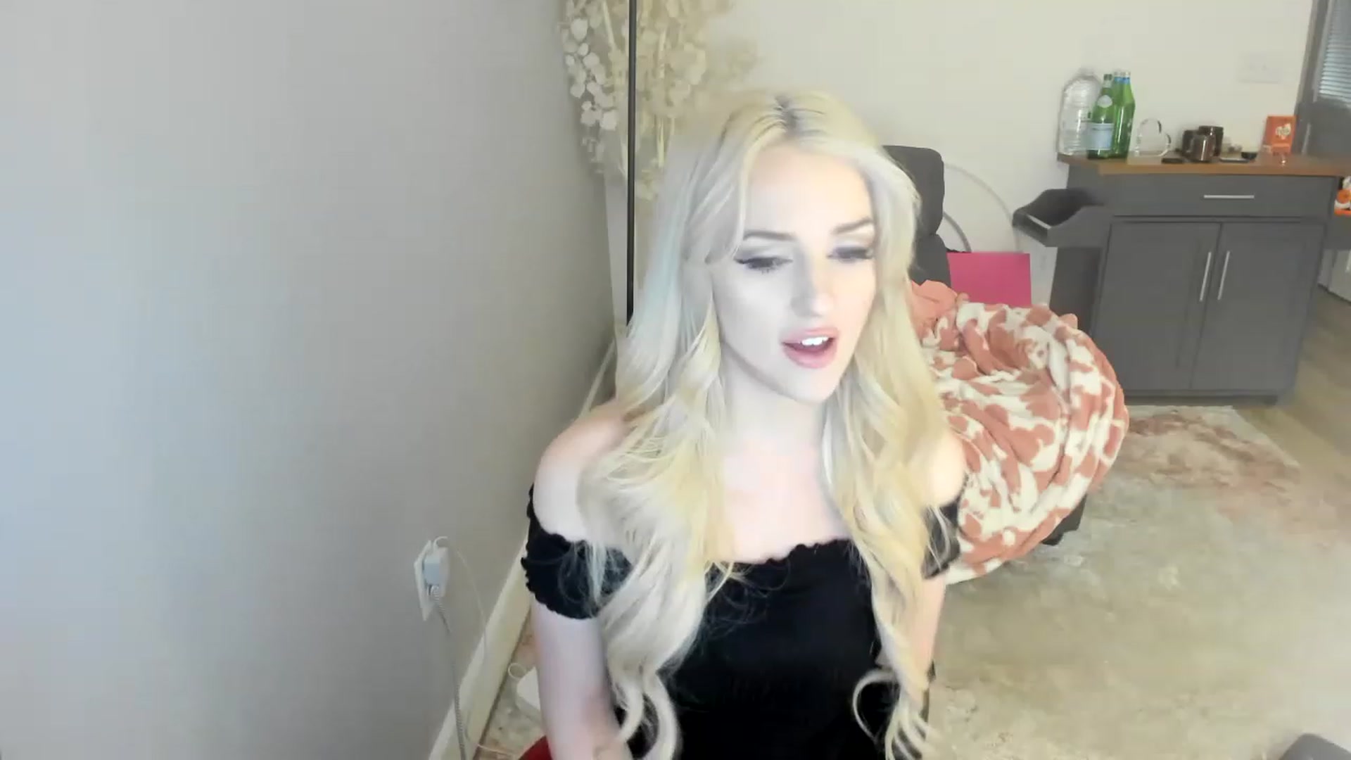 Gallery image thumbnail from CockCUMCages's myfreecams stream on, 04/12/2023, 02:17 image 5 of 20