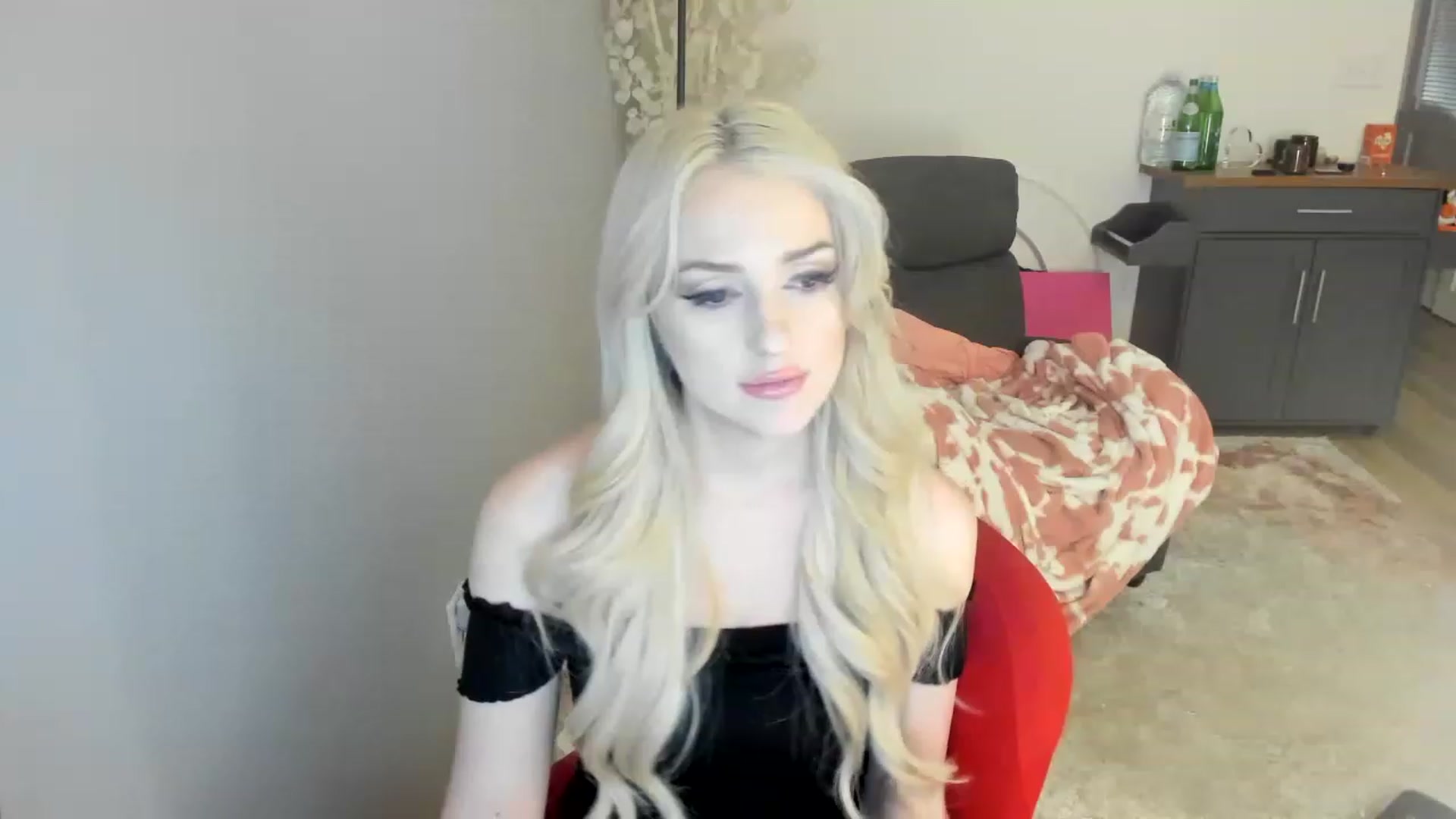 Gallery image thumbnail from CockCUMCages's myfreecams stream on, 04/12/2023, 05:09 image 5 of 20