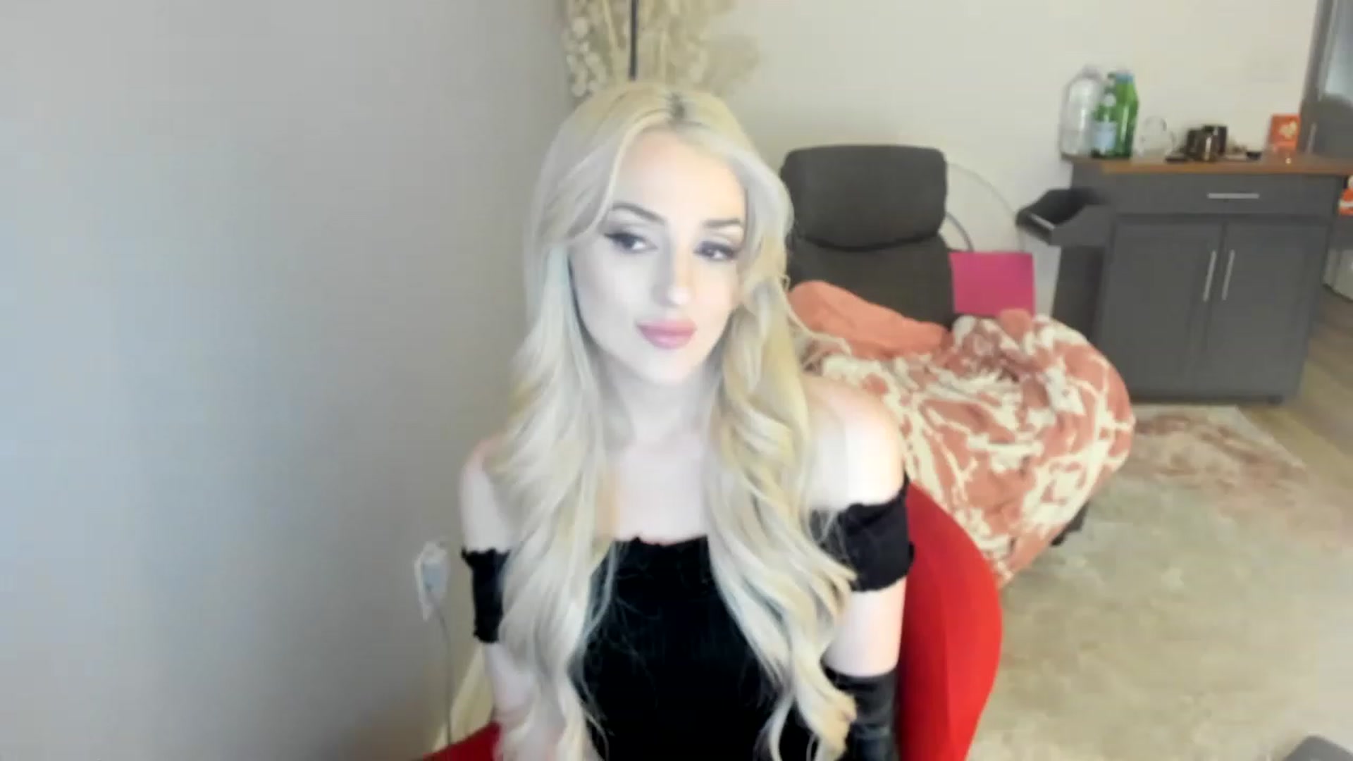 Gallery image thumbnail from CockCUMCages's myfreecams stream on, 04/12/2023, 05:09 image 6 of 20