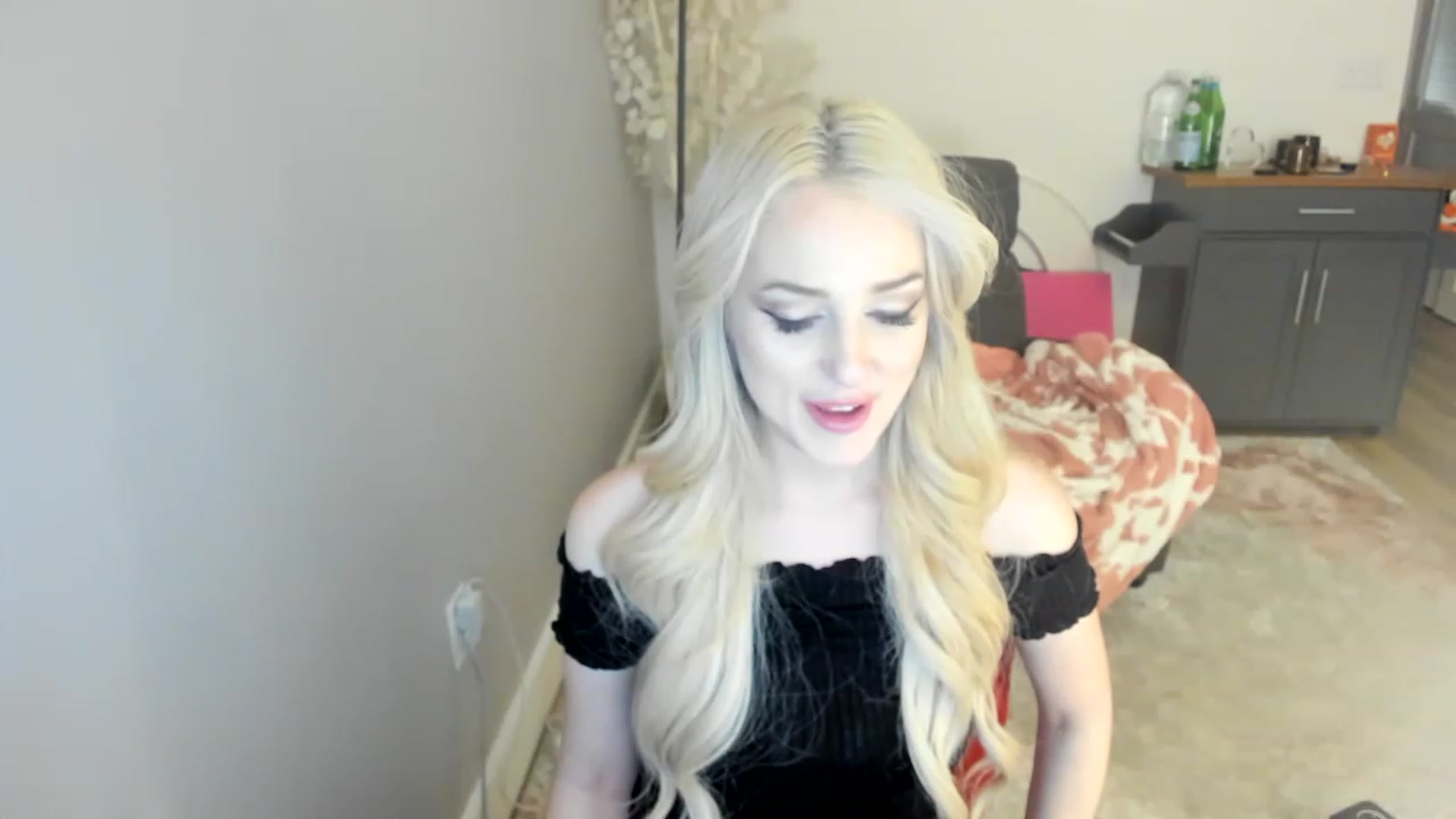 Gallery image thumbnail from CockCUMCages's myfreecams stream on, 04/12/2023, 05:09 image 18 of 20