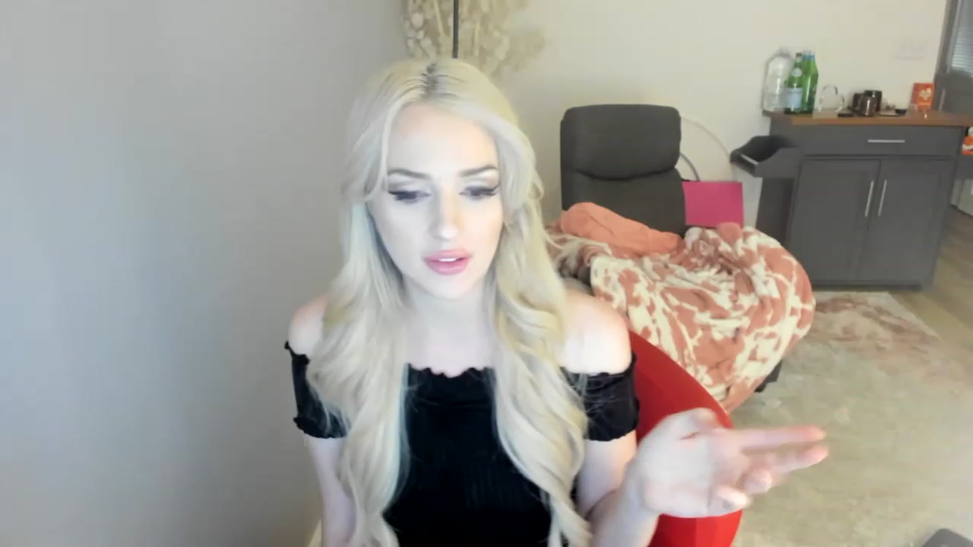 Gallery image thumbnail from CockCUMCages's myfreecams stream on, 04/12/2023, 05:09 image 11 of 20