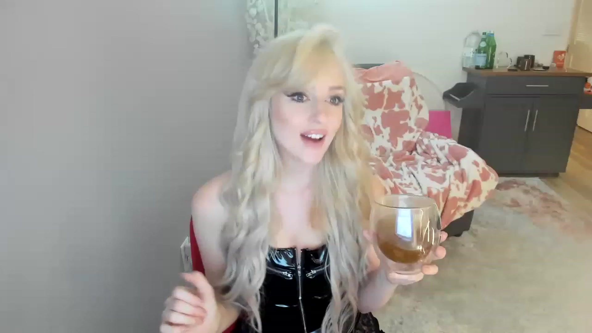 Gallery image thumbnail from CockCUMCages's myfreecams stream on, 04/12/2023, 22:41 image 10 of 20