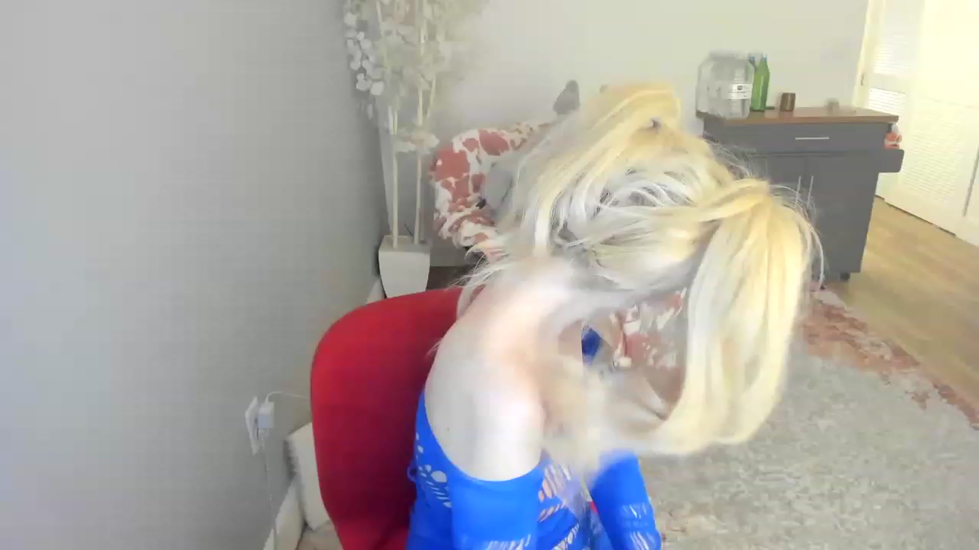 Gallery image thumbnail from CockMilkDomme's myfreecams stream on, 12/29/2022, 13:40 image 1 of 20