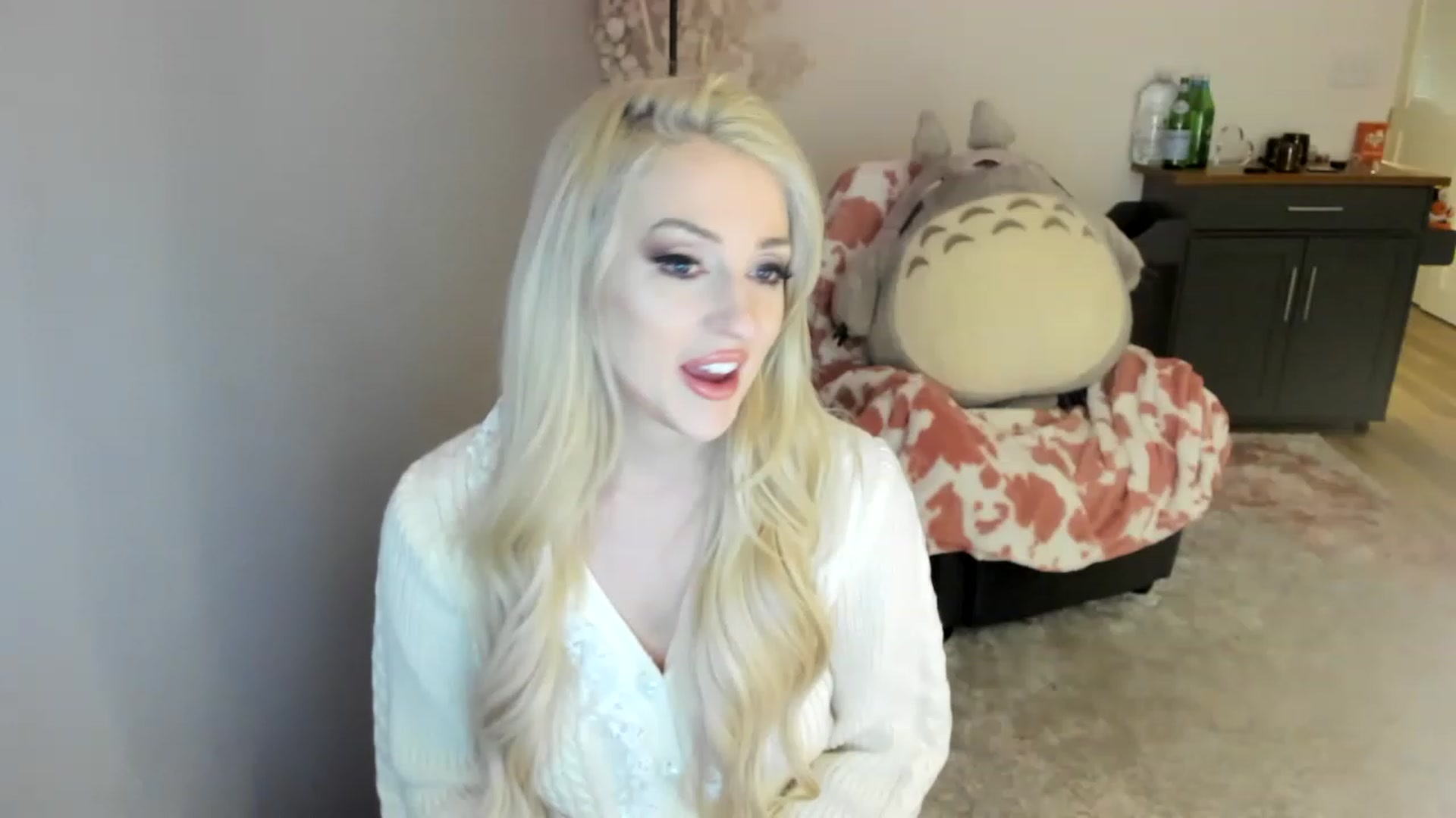 Gallery image thumbnail from Cock_Cage's myfreecams stream on, 04/10/2023, 01:10 image 1 of 20