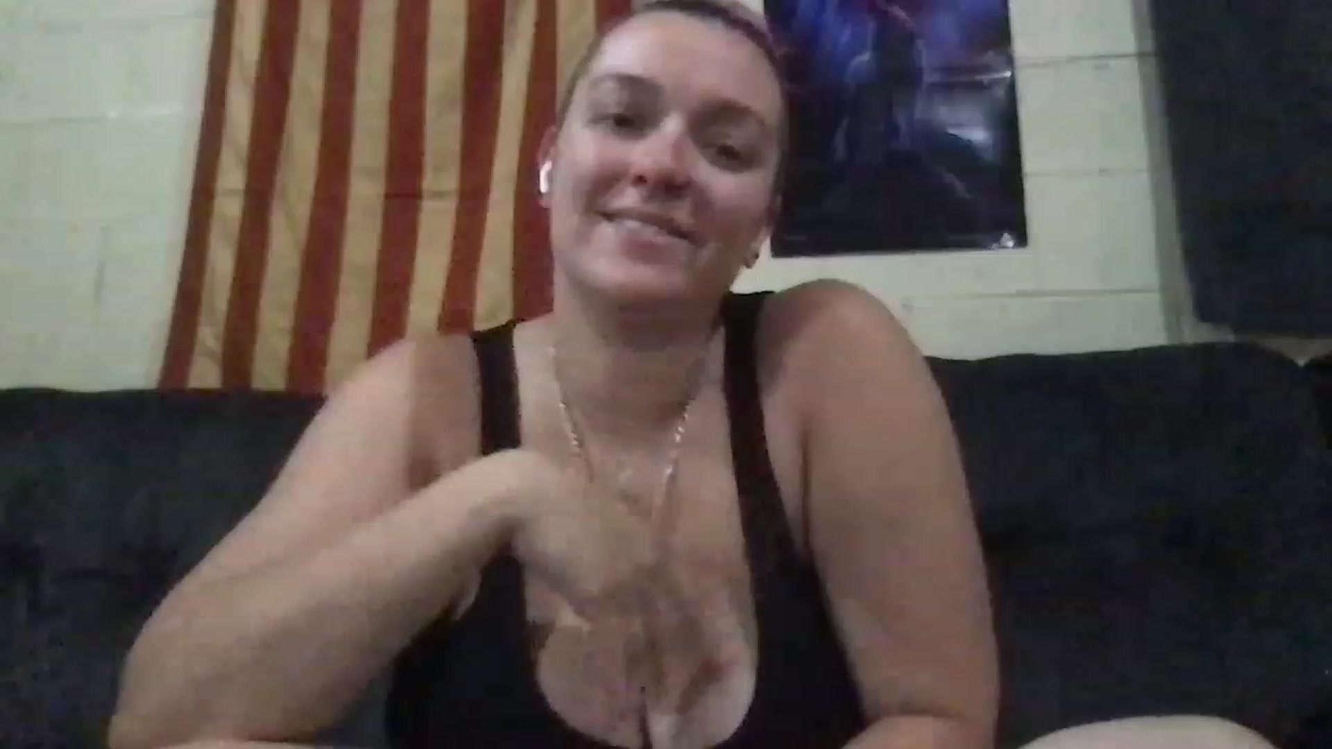 Gallery image thumbnail from Cockqueen4u's myfreecams stream on, 07/18/2023, 20:24 image 18 of 20