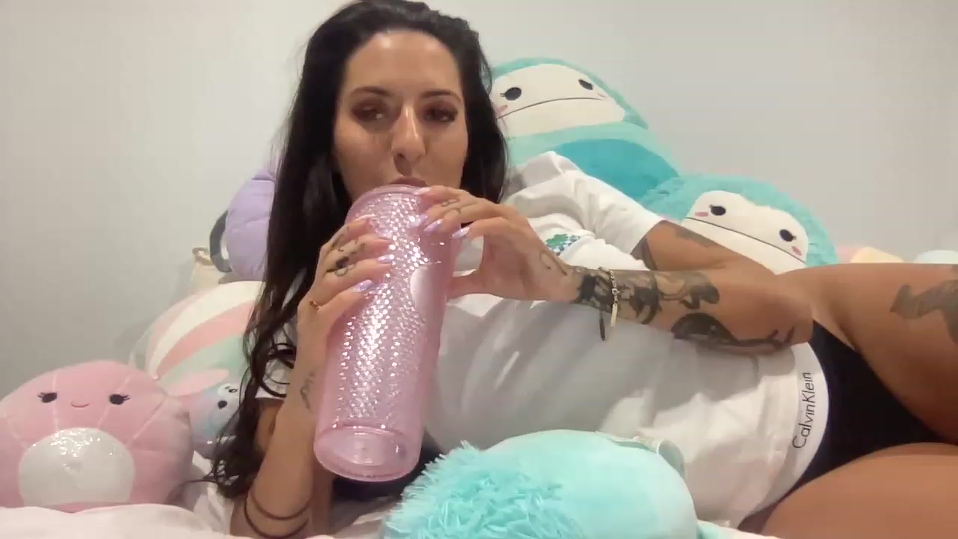 Gallery image thumbnail from CocoBaeOnMFC's myfreecams stream on, 11/26/2022, 12:59 image 20 of 20