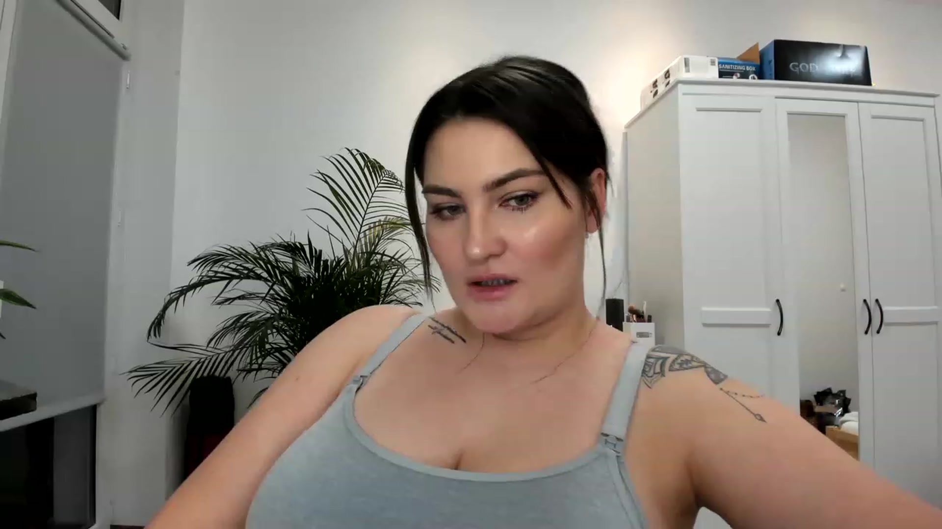 Gallery image thumbnail from CocoCartel's myfreecams stream on, 01/11/2023, 24:09 image 9 of 20