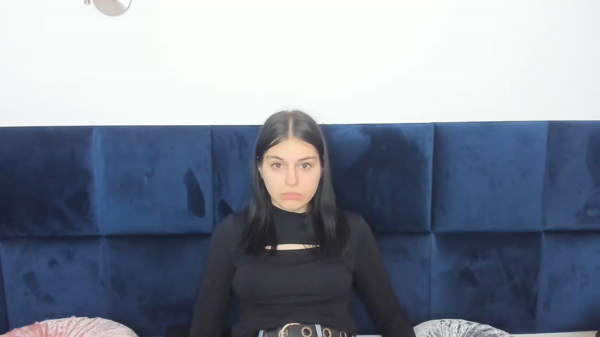Gallery image thumbnail from CocoChanelka's myfreecams stream on, 01/16/2023, 16:20 image 6 of 20