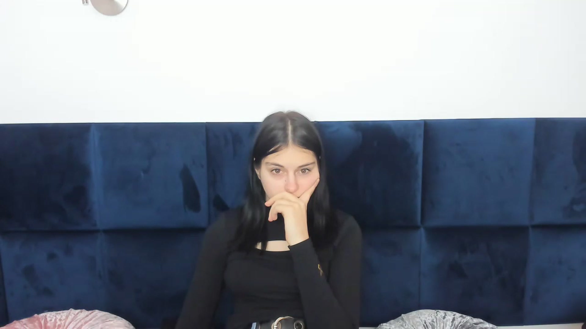 Gallery image thumbnail from CocoChanelka's myfreecams stream on, 01/16/2023, 16:20 image 7 of 20