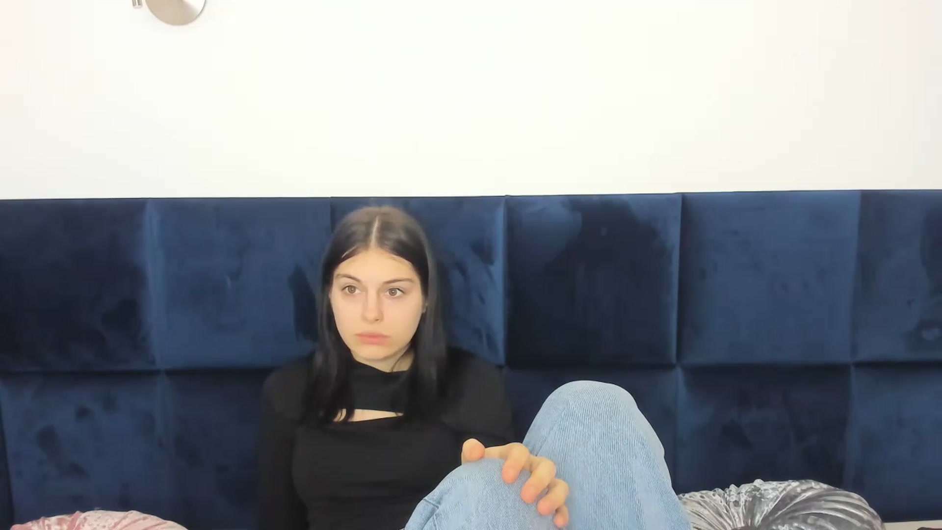 Gallery image thumbnail from CocoChanelka's myfreecams stream on, 01/16/2023, 16:20 image 11 of 20