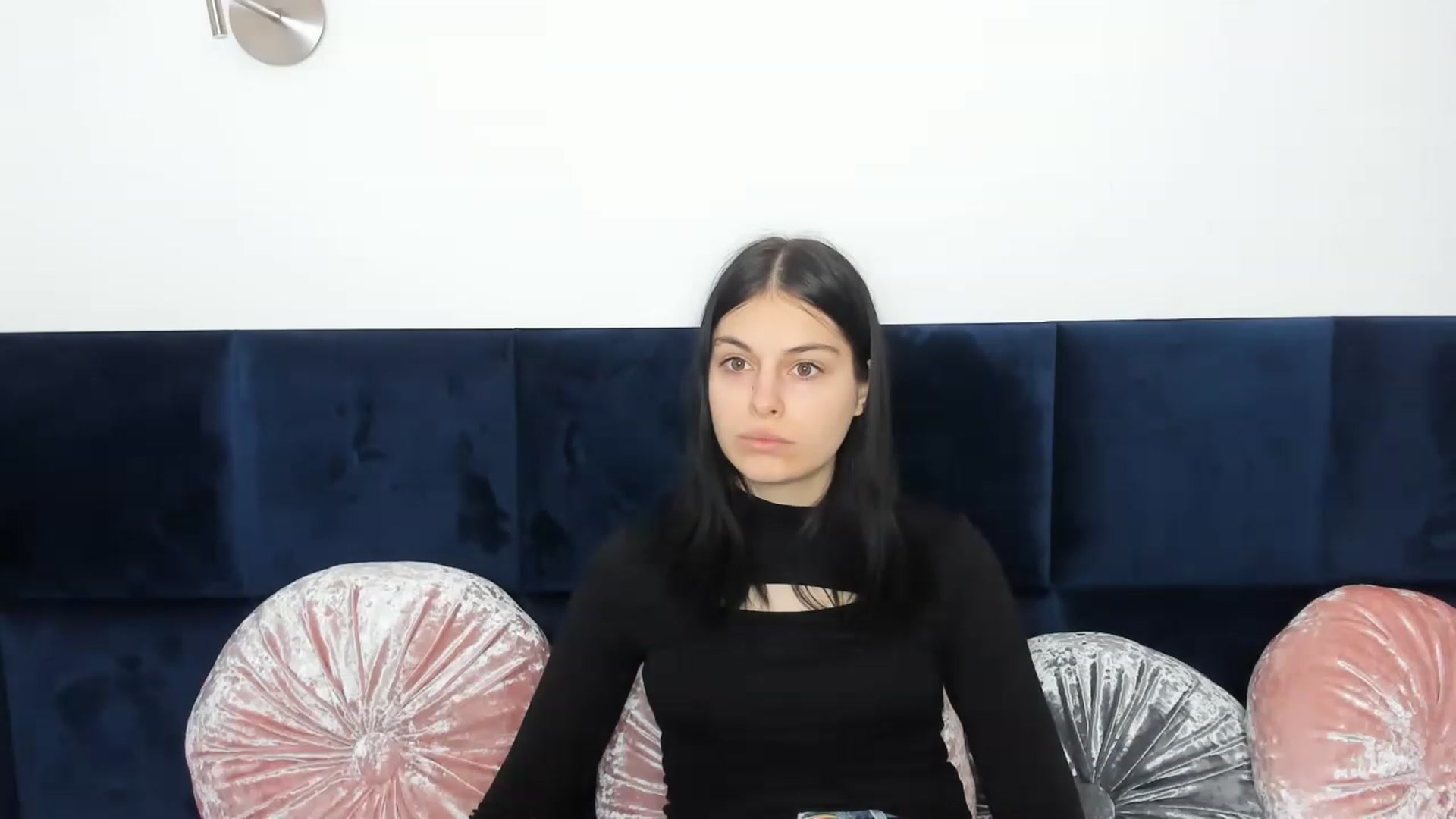 Gallery image thumbnail from CocoChanelka's myfreecams stream on, 01/16/2023, 17:19 image 16 of 20