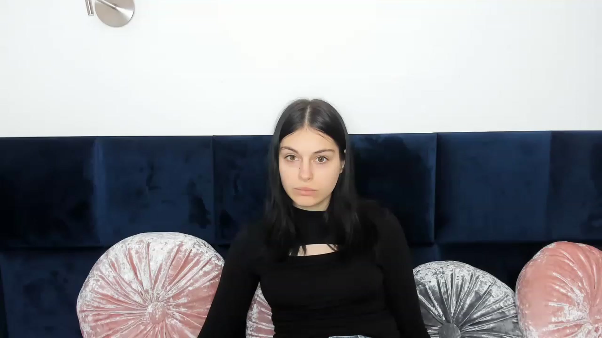 Gallery image thumbnail from CocoChanelka's myfreecams stream on, 01/16/2023, 17:19 image 7 of 20