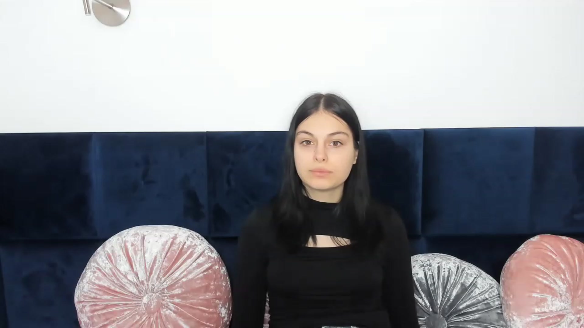 Gallery image thumbnail from CocoChanelka's myfreecams stream on, 01/16/2023, 17:19 image 11 of 20