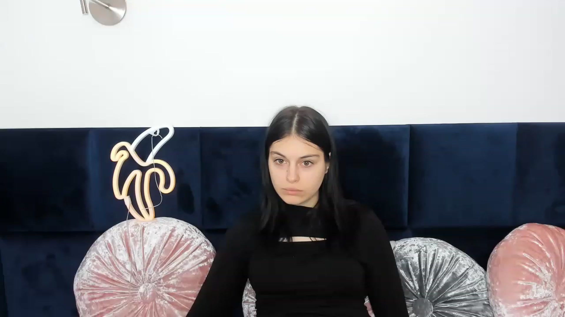 Gallery image thumbnail from CocoChanelka's myfreecams stream on, 01/16/2023, 17:19 image 2 of 20