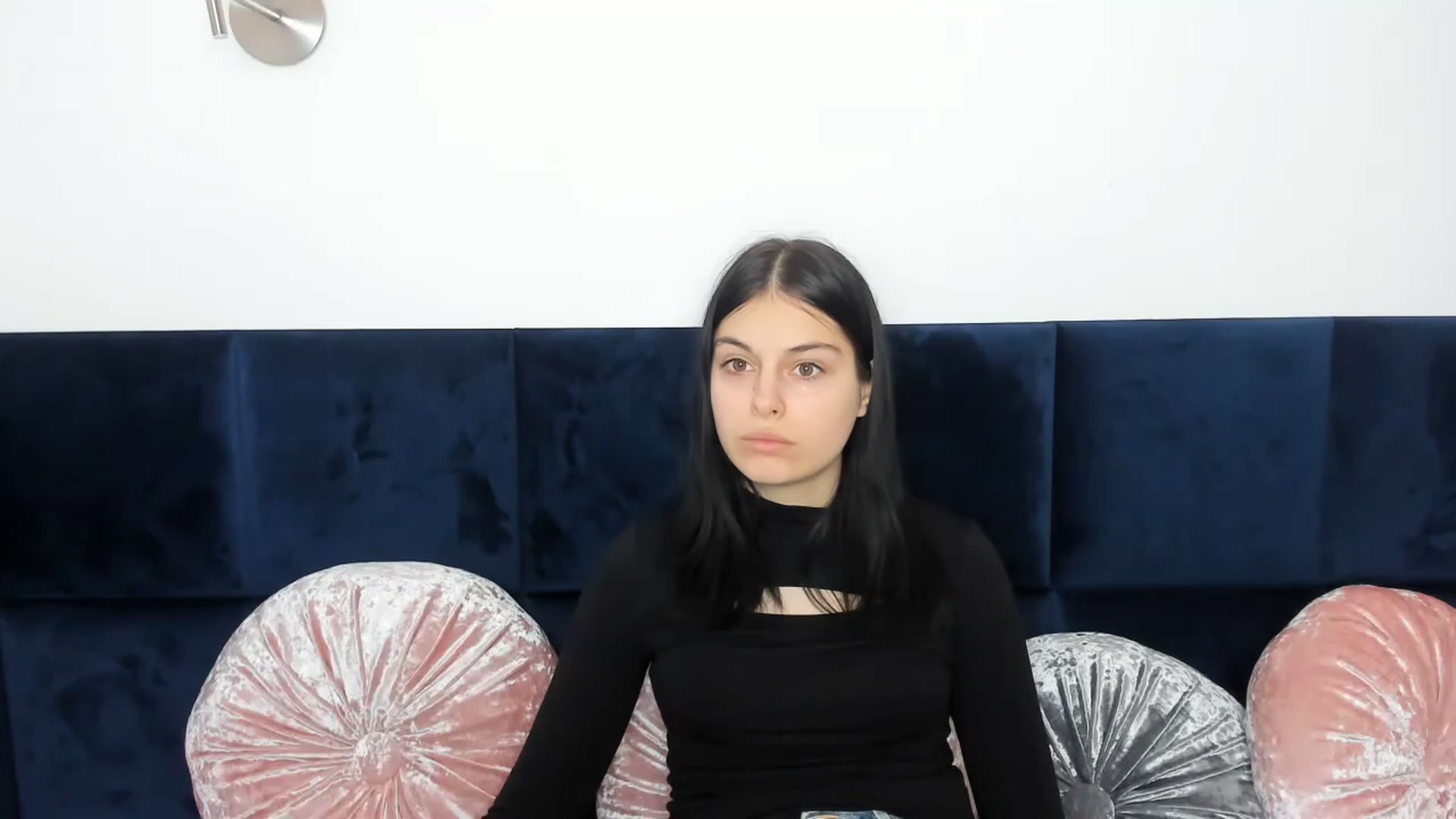 Gallery image thumbnail from CocoChanelka's myfreecams stream on, 01/16/2023, 17:19 image 17 of 20