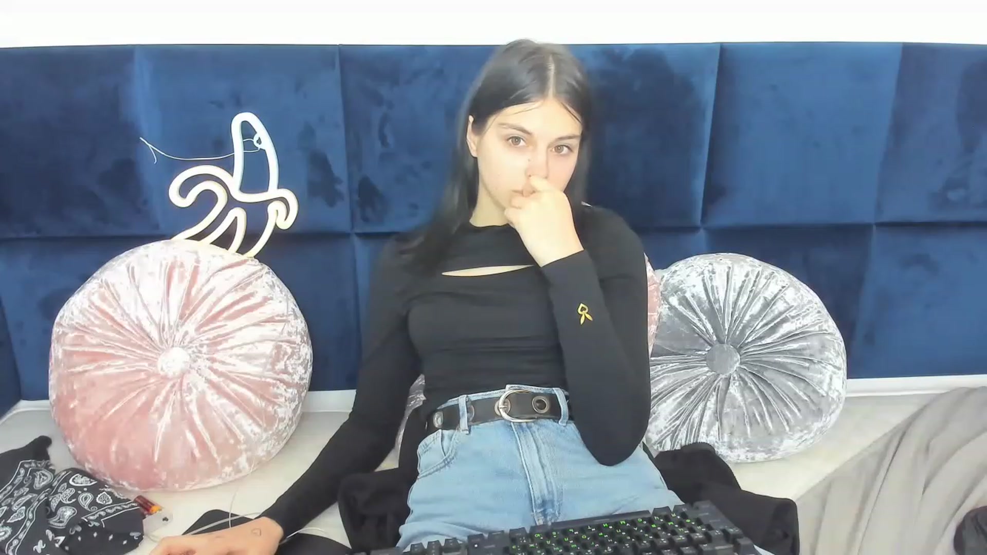 Gallery image thumbnail from CocoChanelka's myfreecams stream on, 01/16/2023, 18:02 image 19 of 20