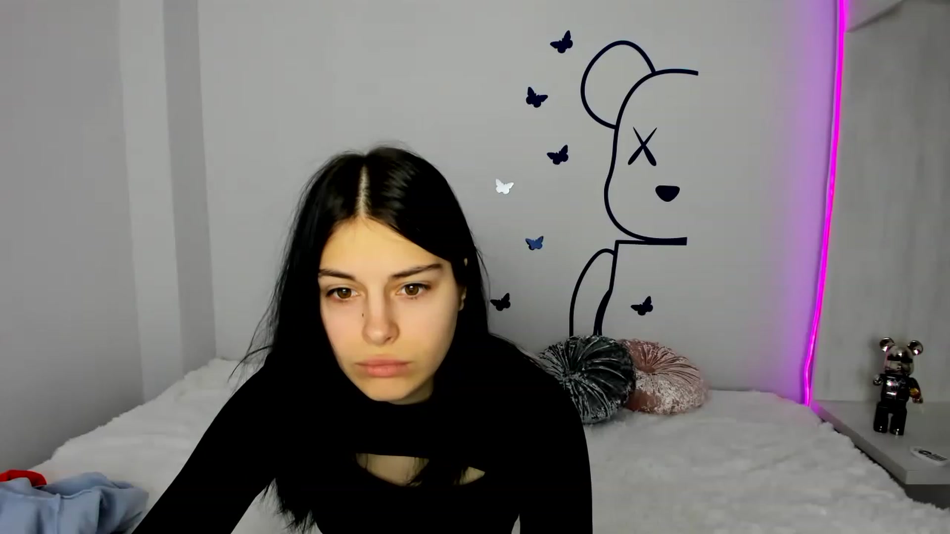 Gallery image thumbnail from CocoChanelka's myfreecams stream on, 01/19/2023, 17:01 image 13 of 20