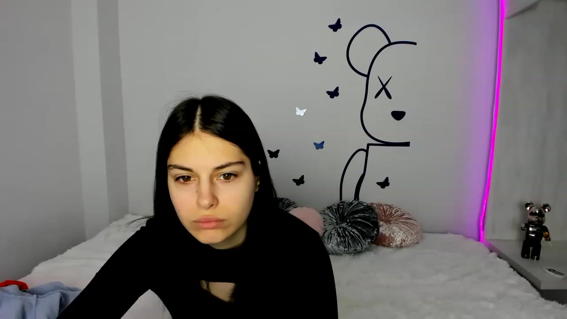 Gallery image thumbnail from CocoChanelka's myfreecams stream on, 01/19/2023, 17:01 image 5 of 20
