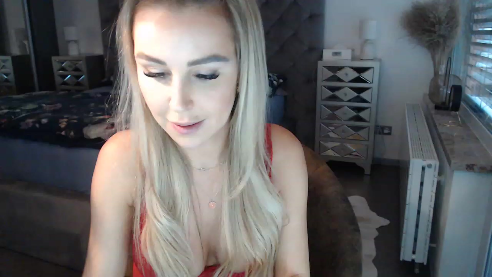 Gallery image thumbnail from CocoMia's myfreecams stream on, 01/02/2023, 12:12 image 13 of 20