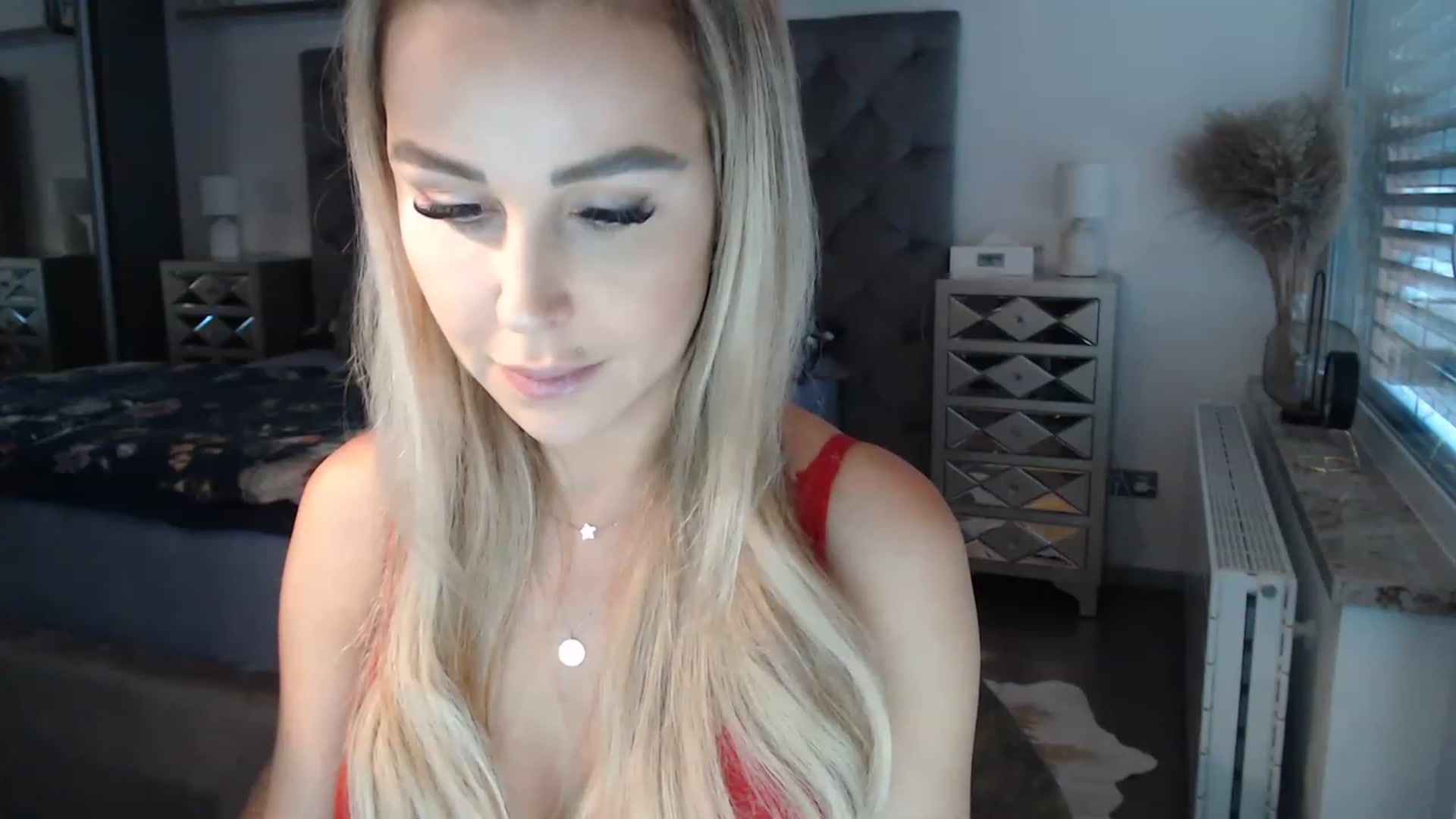 Gallery image thumbnail from CocoMia's myfreecams stream on, 01/02/2023, 12:12 image 3 of 20