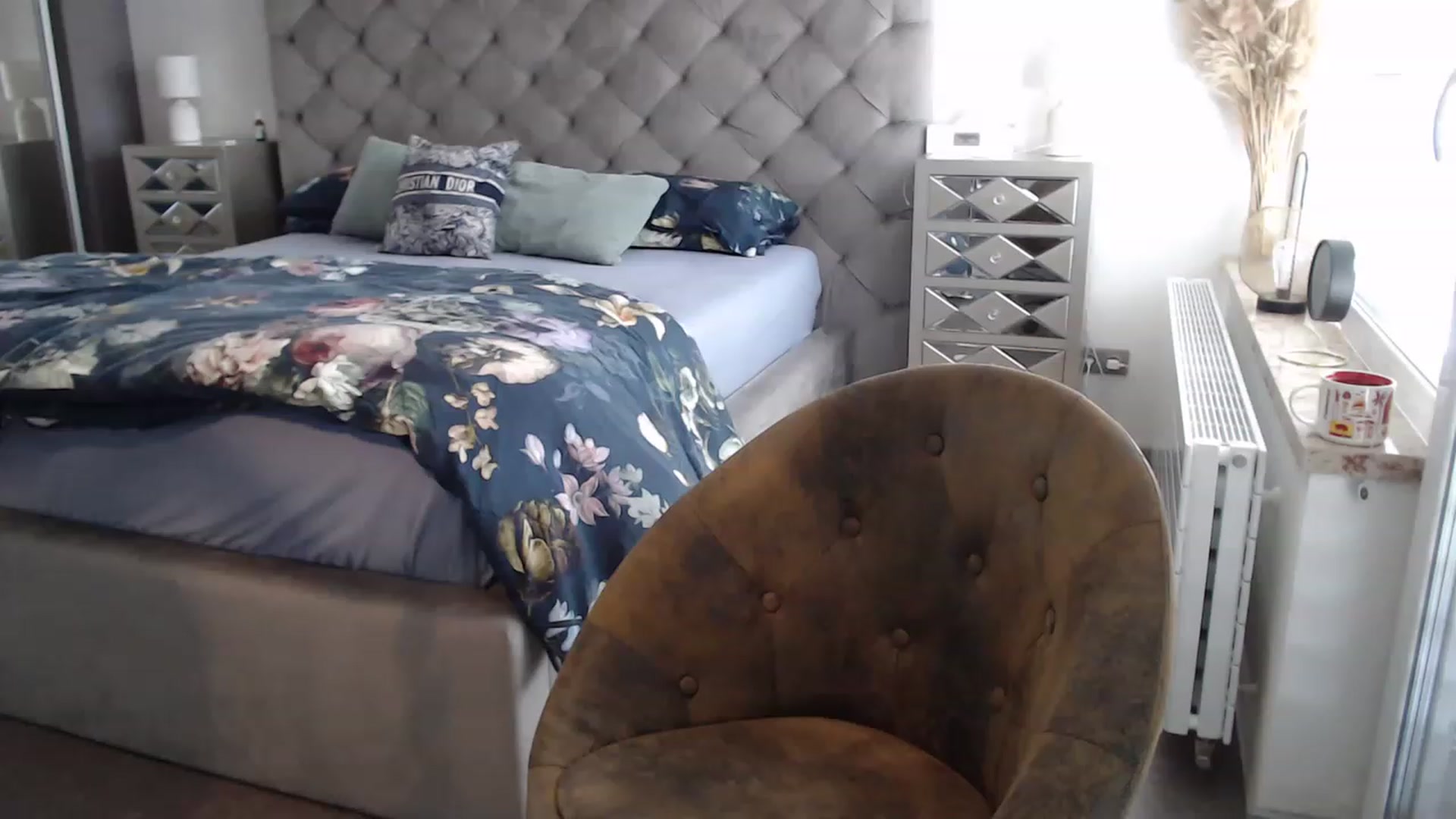 Gallery image thumbnail from CocoMia's myfreecams stream on, 02/07/2023, 12:32 image 2 of 20