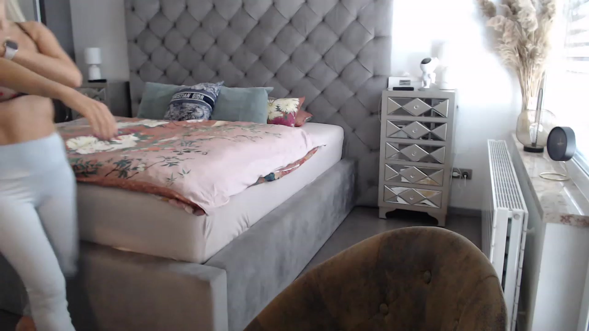 Gallery image thumbnail from CocoMia's myfreecams stream on, 03/21/2023, 11:25 image 11 of 20