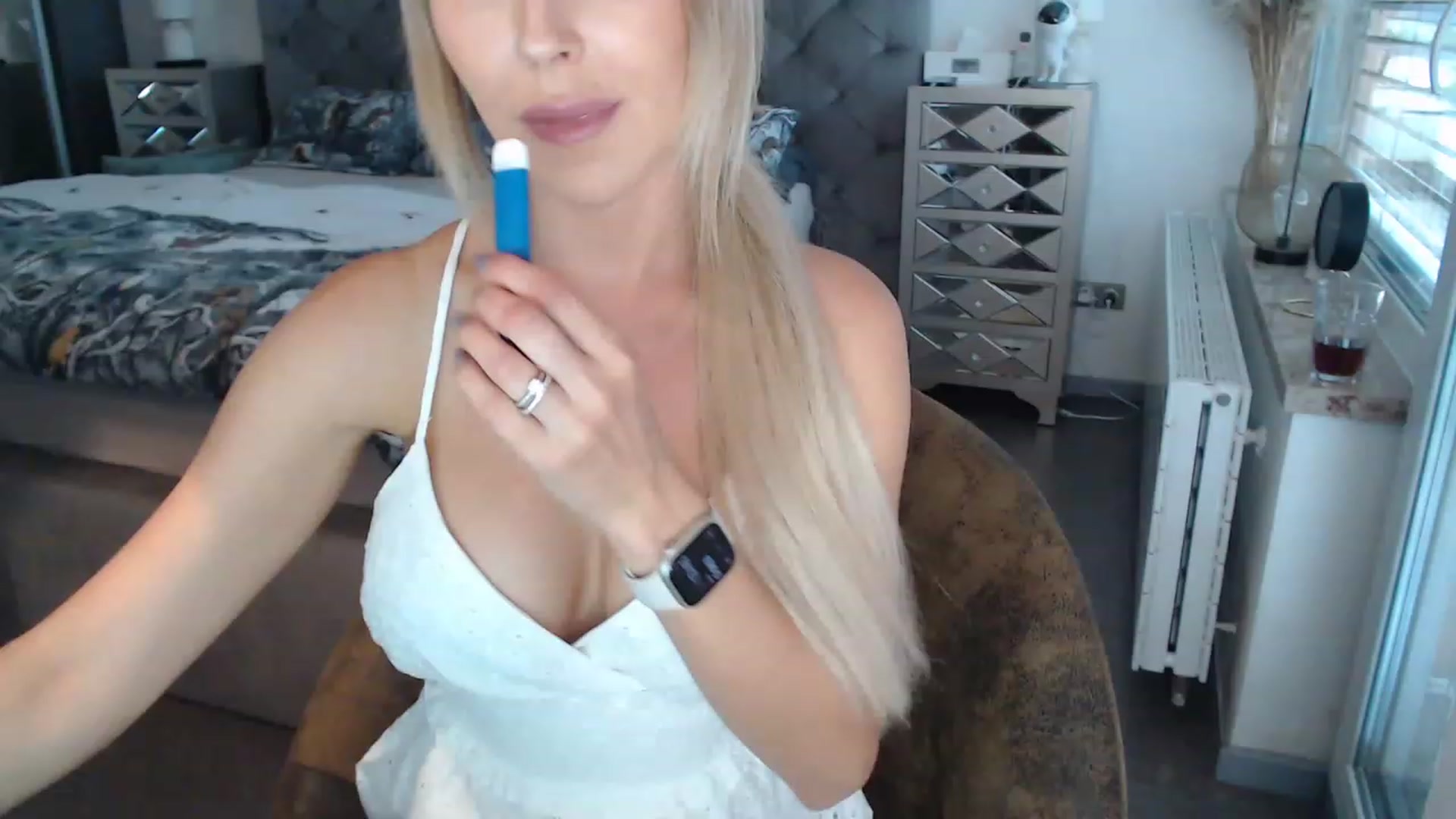 Gallery image thumbnail from CocoMia's myfreecams stream on, 08/01/2023, 11:47 image 19 of 20