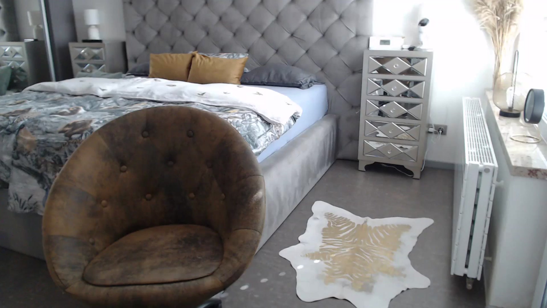 Gallery image thumbnail from CocoMia's myfreecams stream on, 09/20/2023, 12:31 image 16 of 20