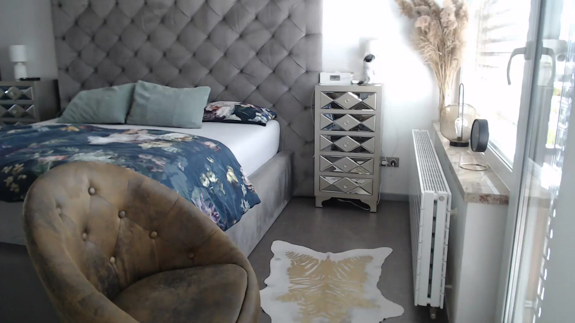 Gallery image thumbnail from CocoMia's myfreecams stream on, 09/25/2023, 12:03 image 11 of 20