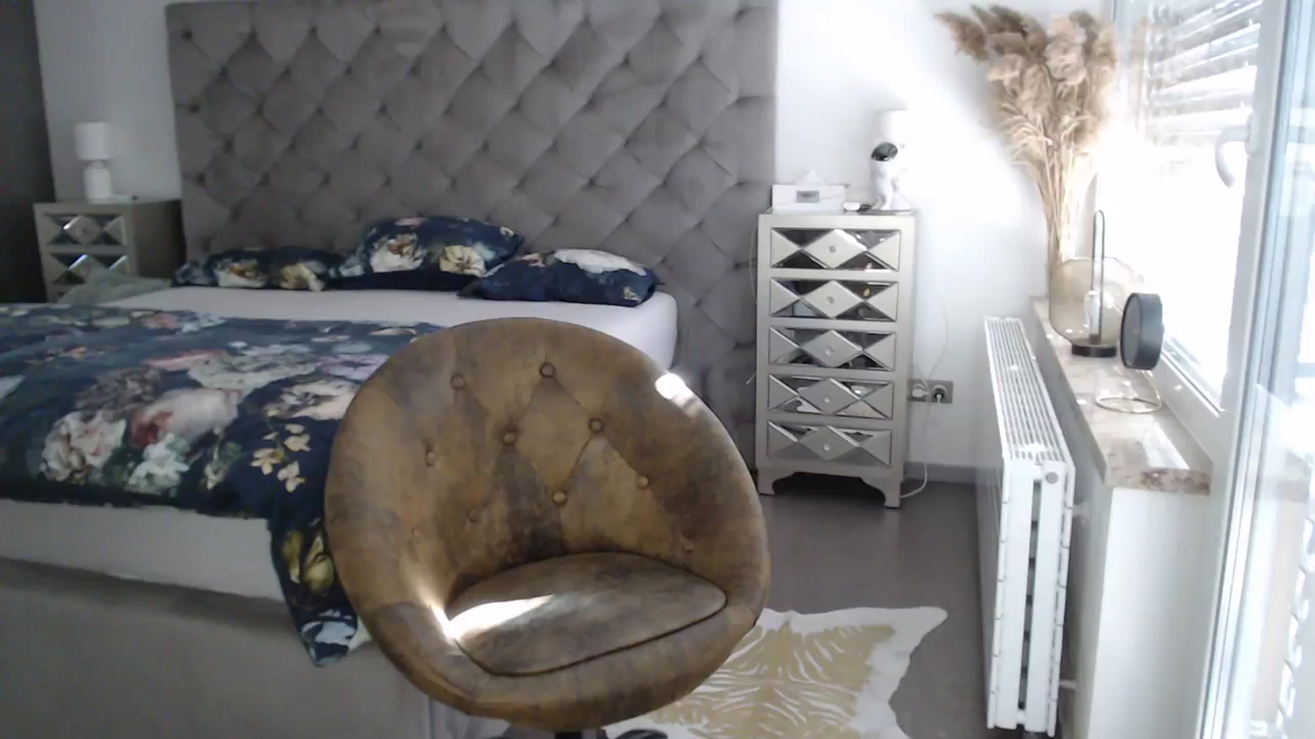 Gallery image thumbnail from CocoMia's myfreecams stream on, 09/29/2023, 12:44 image 9 of 20