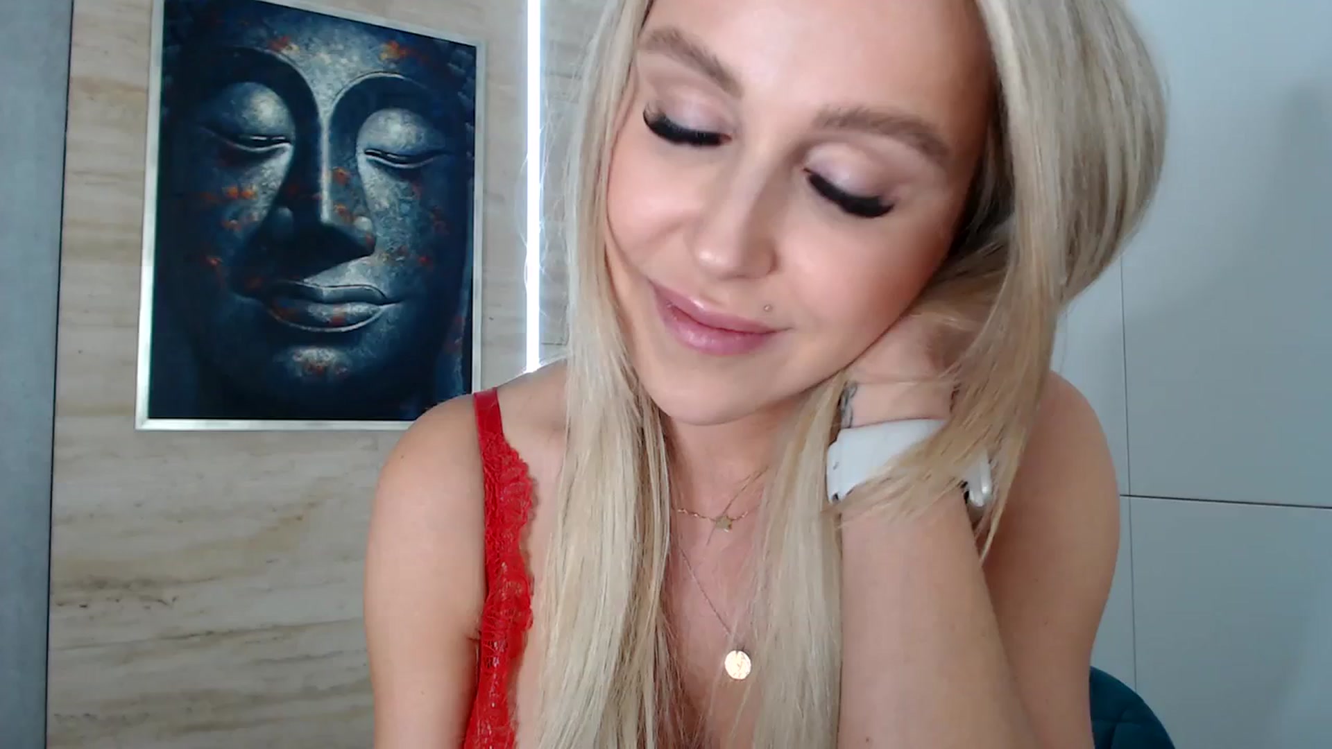 Gallery image thumbnail from CocoMia's myfreecams stream on, 10/16/2023, 12:39 image 4 of 20