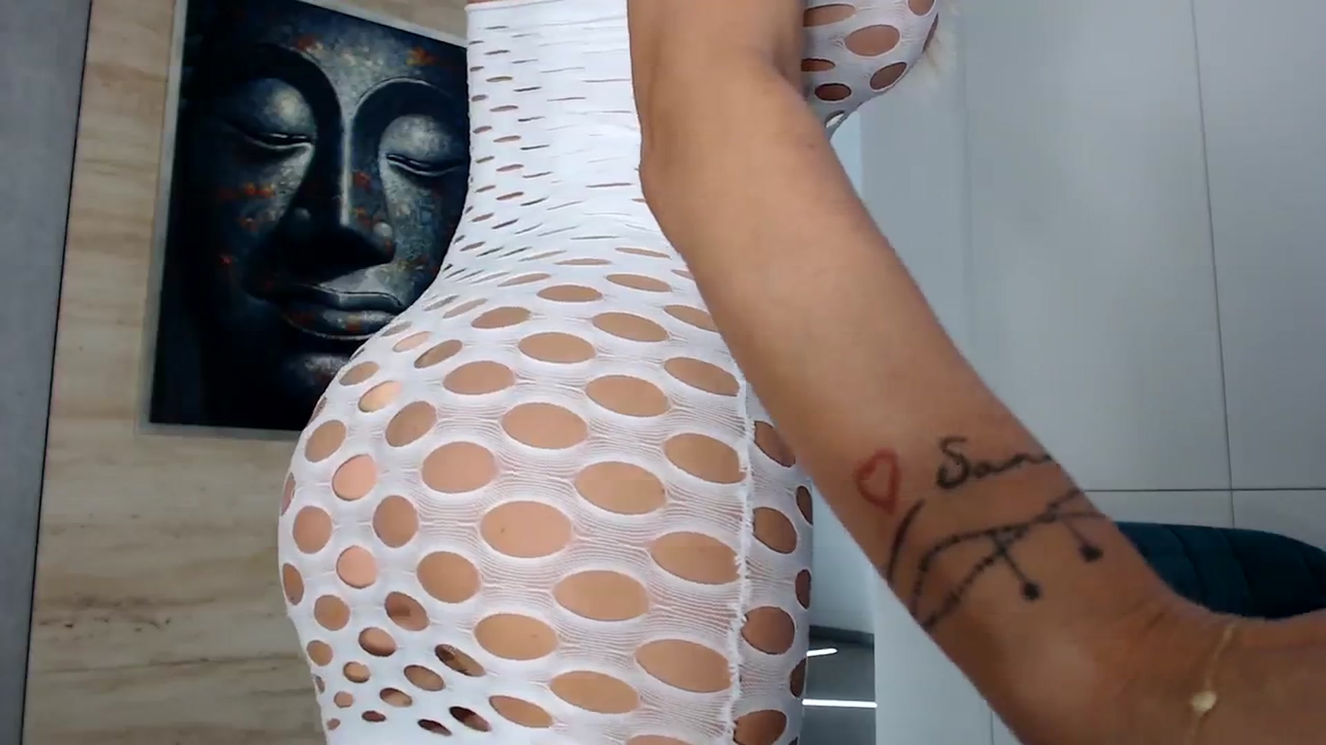 Gallery image thumbnail from CocoMia's myfreecams stream on, 11/03/2023, 12:52 image 10 of 20