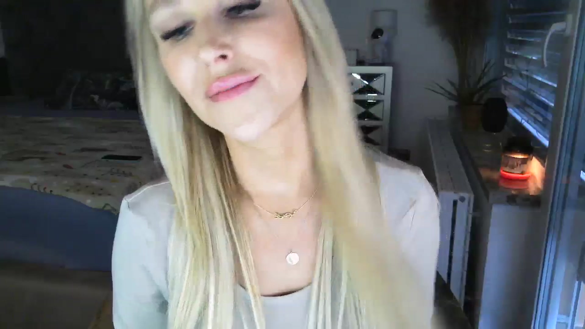 Gallery image thumbnail from CocoMia's myfreecams stream on, 11/27/2023, 13:39 image 5 of 20