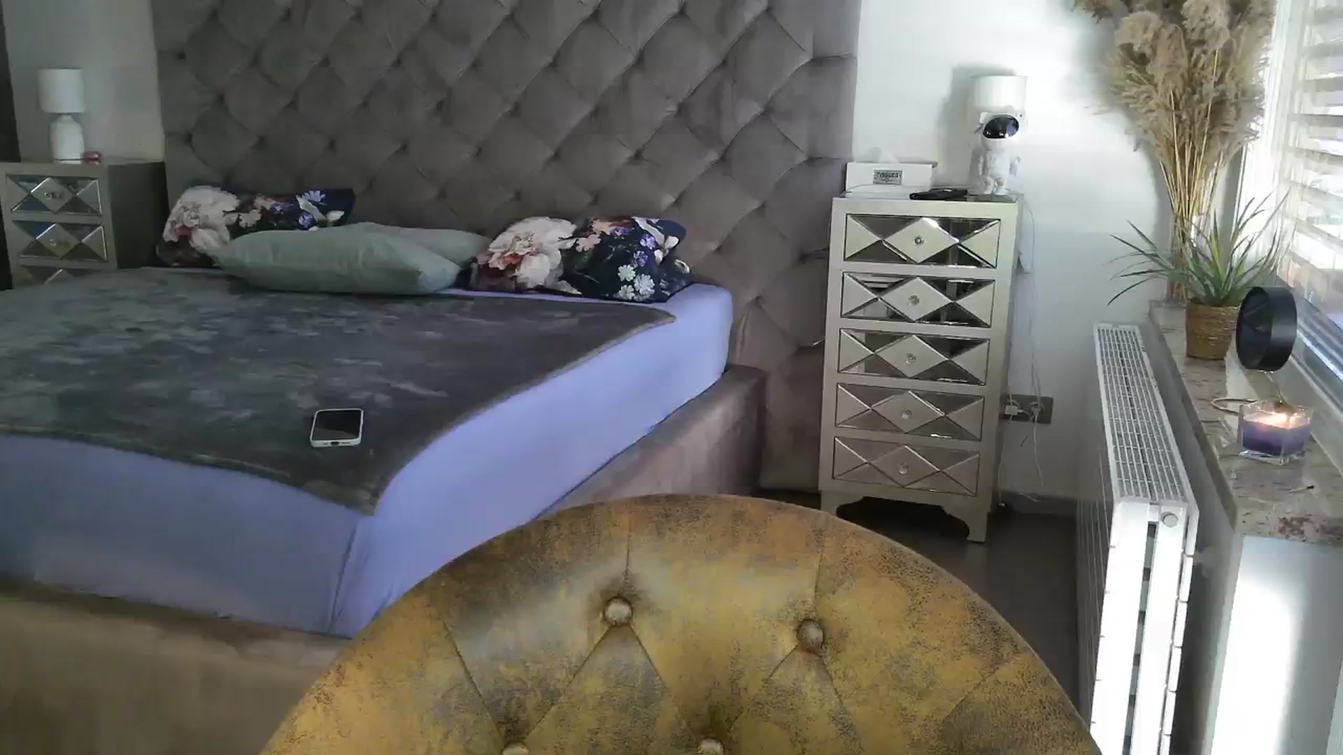 Gallery image thumbnail from CocoMia's myfreecams stream on, 01/09/2024, 13:22 image 16 of 20