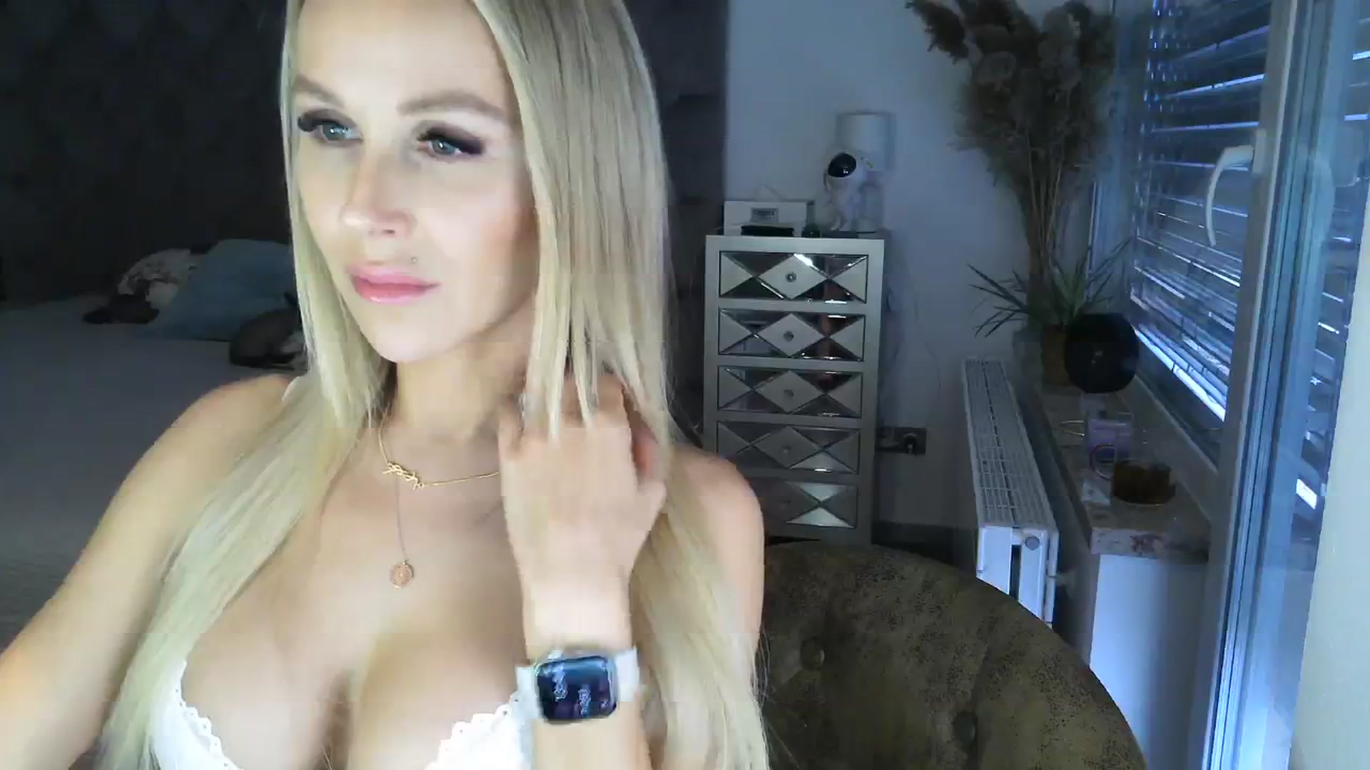 Gallery image thumbnail from CocoMia's myfreecams stream on, 01/16/2024, 12:53 image 7 of 20