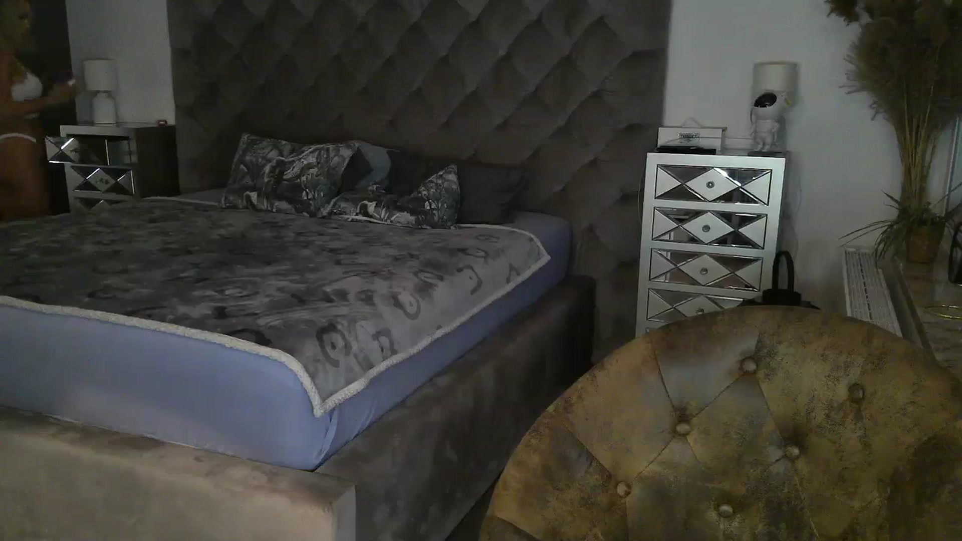 Gallery image thumbnail from CocoMia's myfreecams stream on, 02/15/2024, 13:41 image 11 of 20