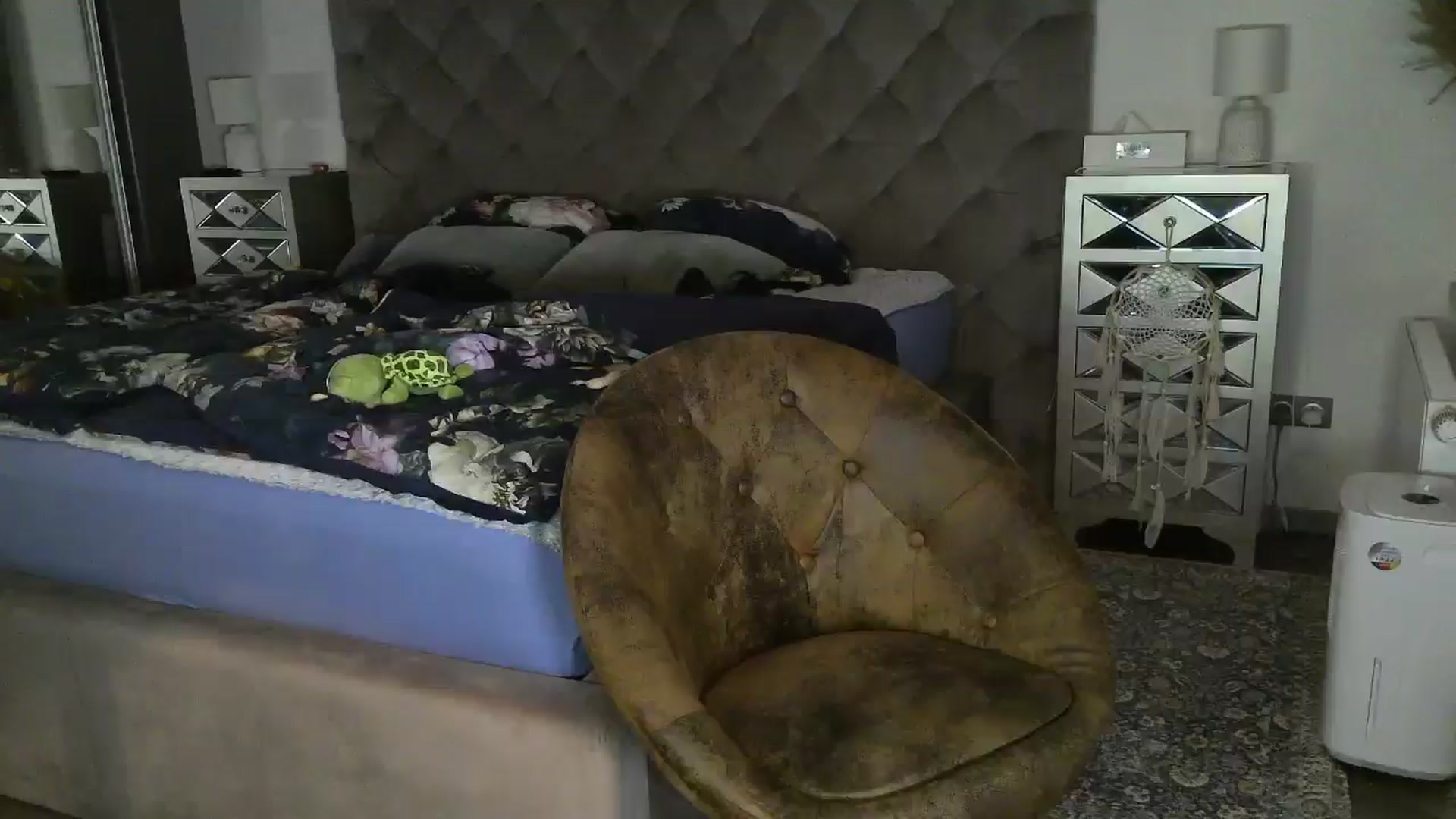 Gallery image thumbnail from CocoMia's myfreecams stream on, 12/16/2024, 09:23 image 1 of 20
