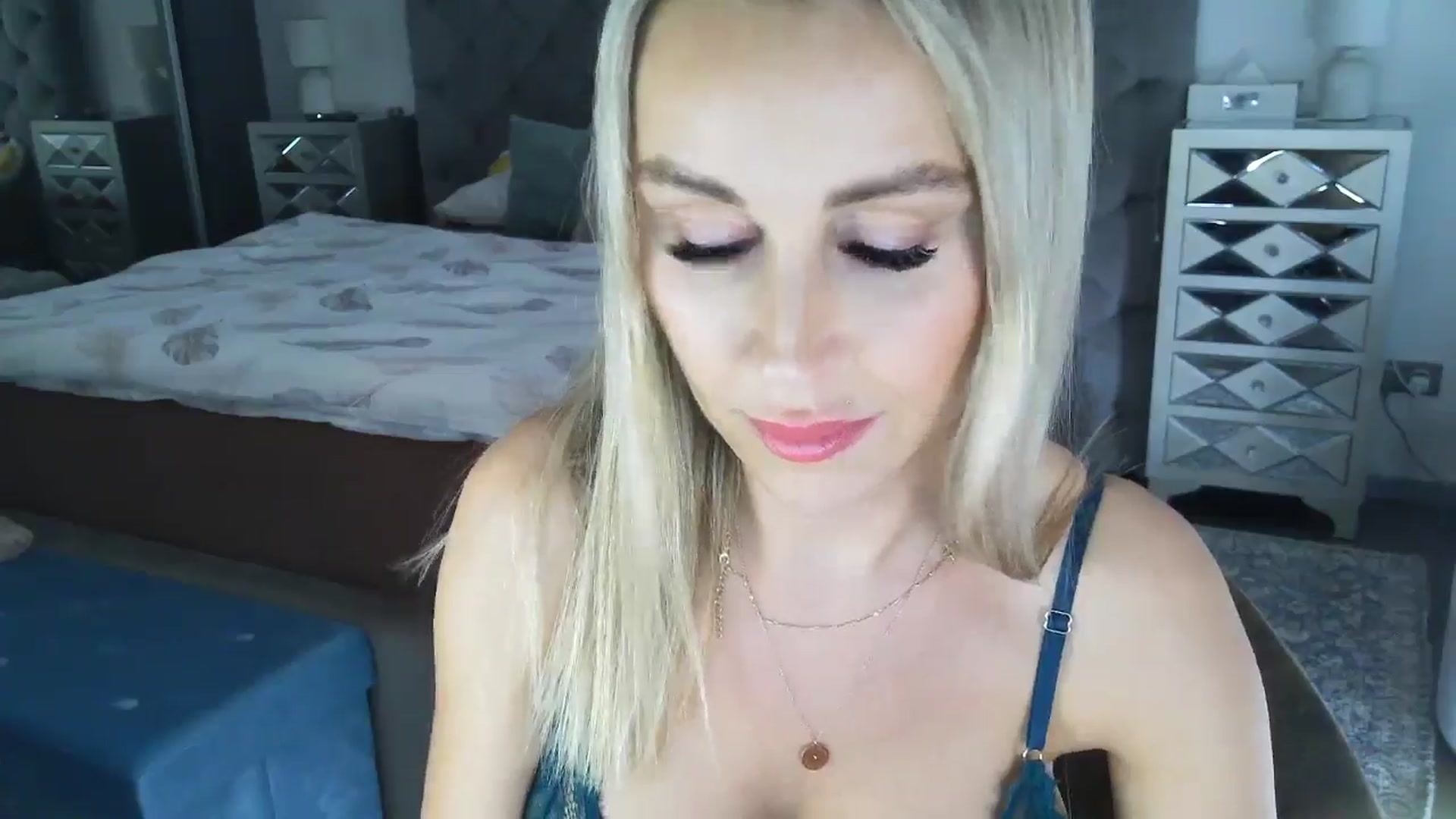Gallery image thumbnail from CocoMia's myfreecams stream on, 03/03/2025, 13:33 image 2 of 20