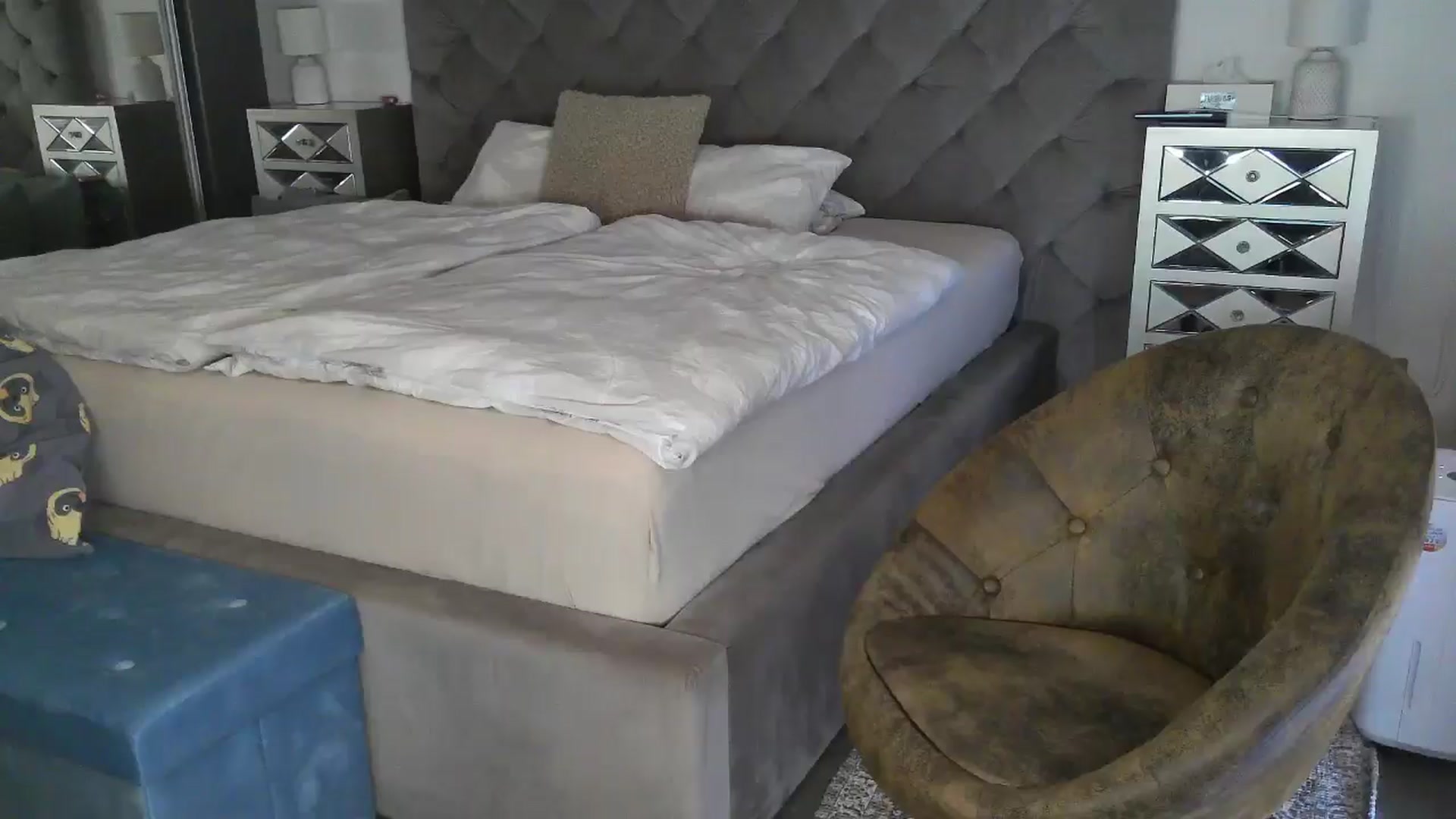 Gallery image thumbnail from CocoMia's myfreecams stream on, 03/31/2025, 07:35 image 4 of 20